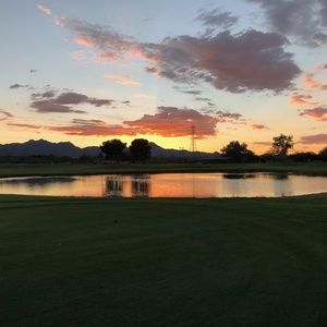 Meet your Posher, Destinee